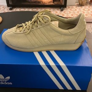 KHAITE x adidas country OG